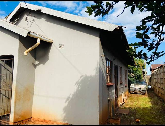 2 BEDROOM HOUSE FOR SALE IN EMPANGENI CENTRAL